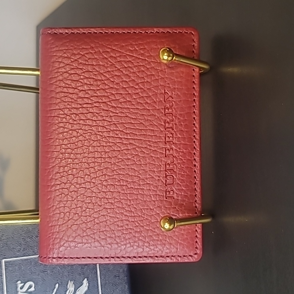 BURBERRY RED UNISEX WALLET